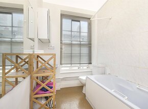 Dufours Place, London, W1F