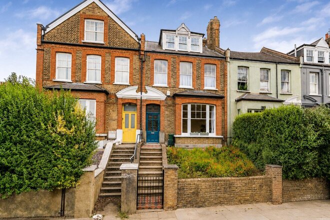Ridge Road, London, N8