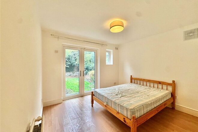 Scarborough Road, London, N4