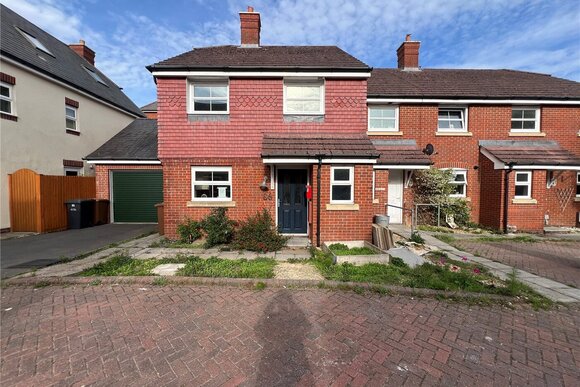 Withy Close, Hampshire, SO51