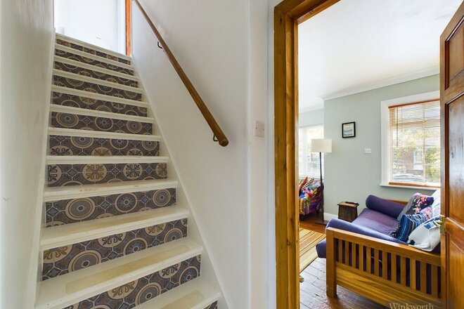 Tolworth Road, Surbiton, KT6