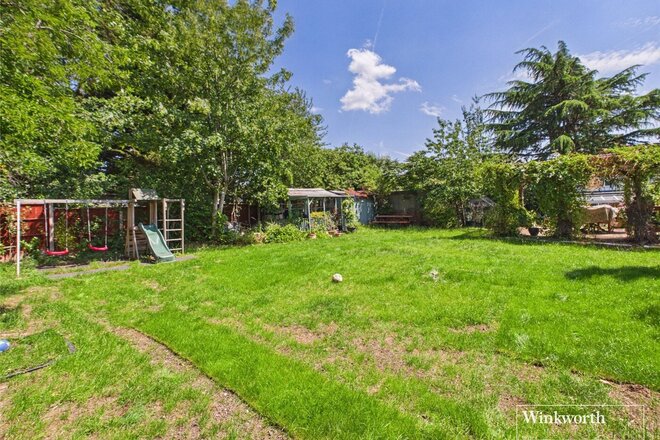 Birchwood Court, Edgware, HA8