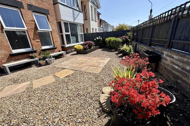 Arnewood Road, Dorset, BH6