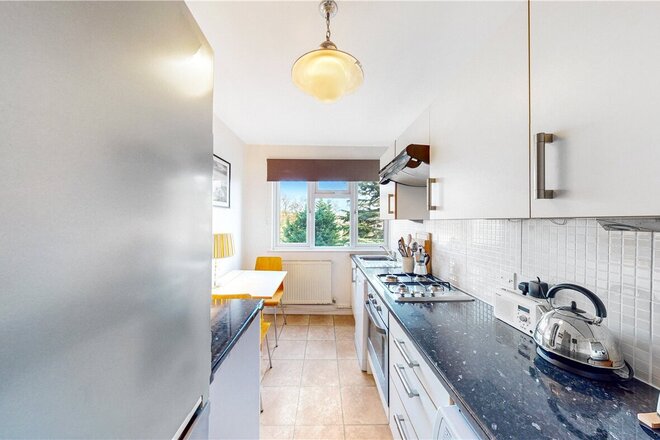 Savernake Road, London, NW3