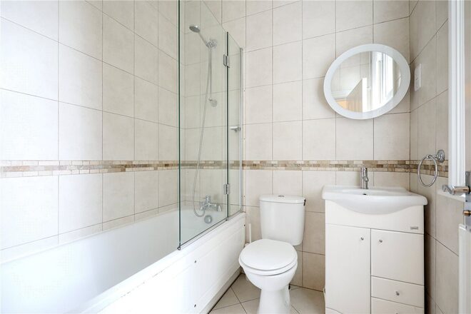 Woodgrange Avenue, London, W5