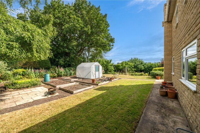 Cromwell Mews, Helpston, PE6