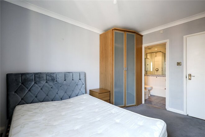 Leeland Terrace, London, W13