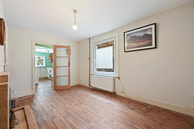 Bloemfontein Avenue, London, W12