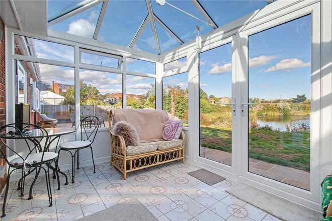 Lakeside Park Drive, Southwold, IP18