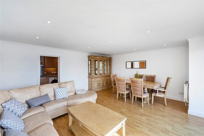 Rotherhithe Street, London, SE16