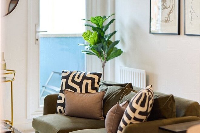 Chatham Place, London, E9