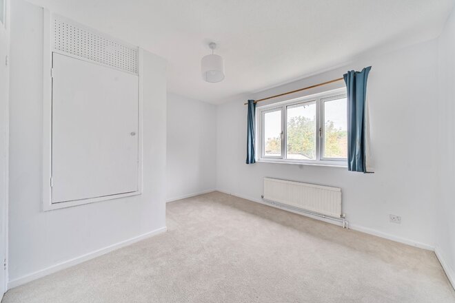 Barfreston Way, London, SE20