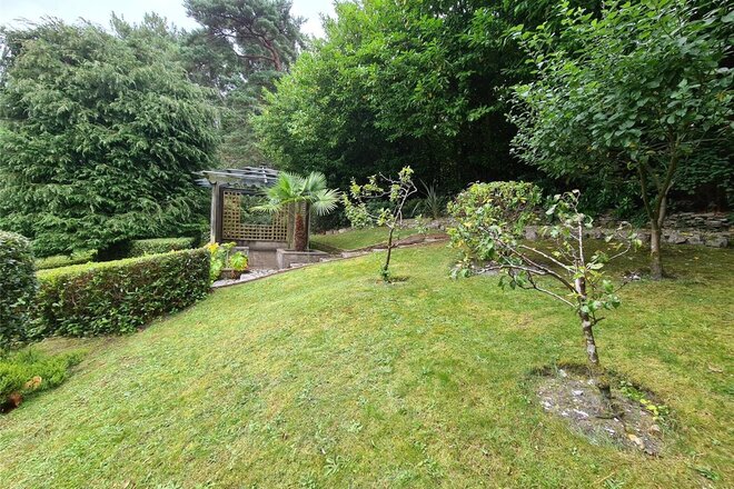 Kings Avenue, Poole, BH14