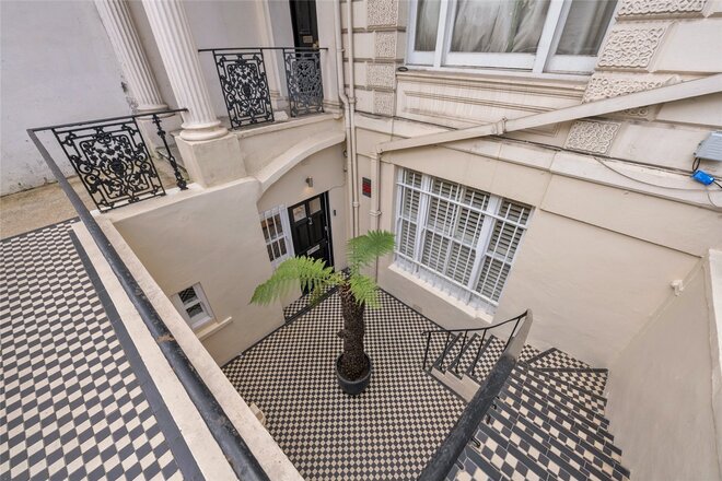 Warrington Crescent, Maida Vale, W9