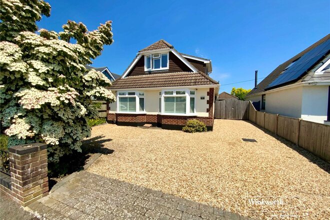 Lingwood Avenue, Dorset, BH23