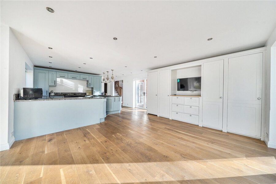 Kitchen/Dining