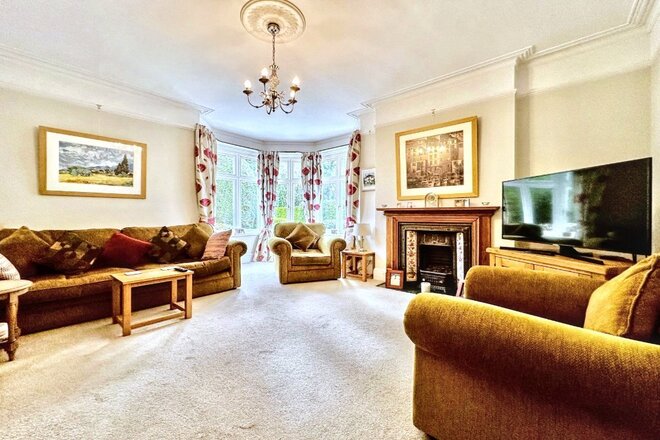 Chester Road, Dorset, BH13