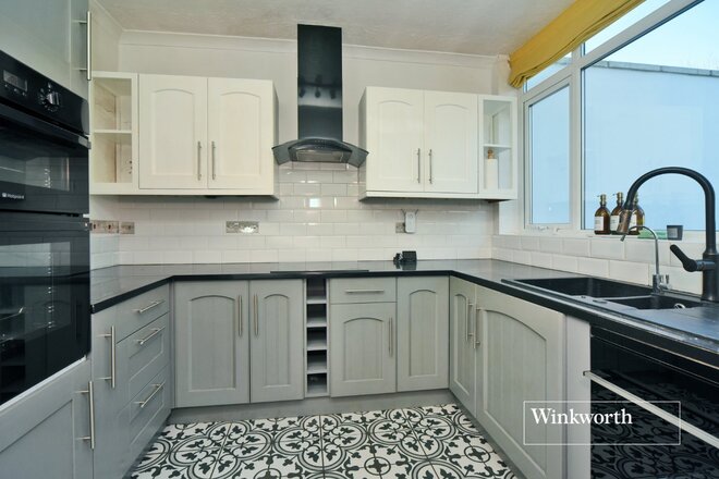 Rutland Drive, Morden, SM4