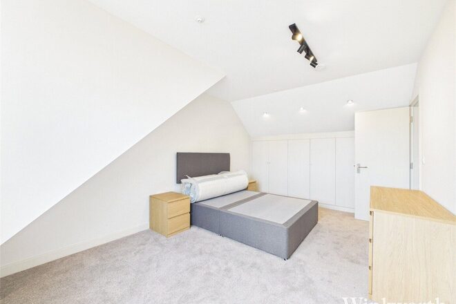 Lowfield Road, London, W3