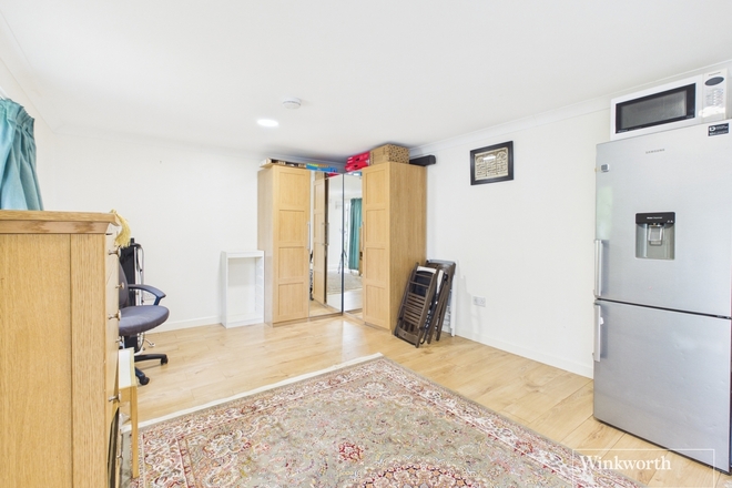 West Hill, Middlesex, HA9