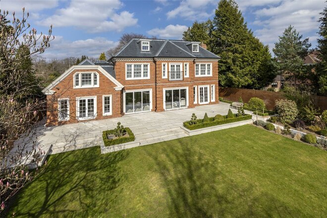 Monks Road, Virginia Water, GU25