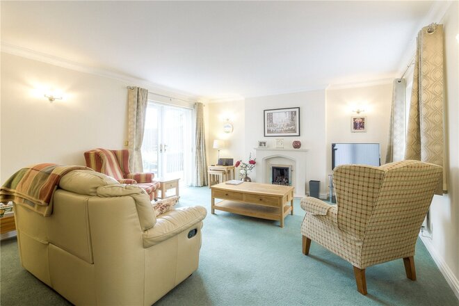 Oak Tree Close, Little Billing, NN3