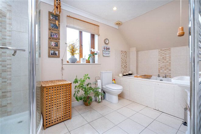 Swallow Hill, Bourne, PE10