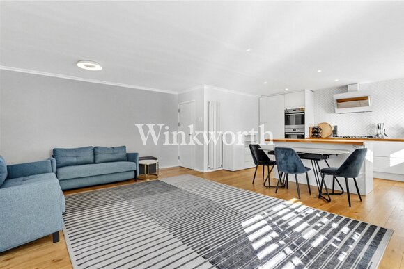 Lucerne Close, London, N13