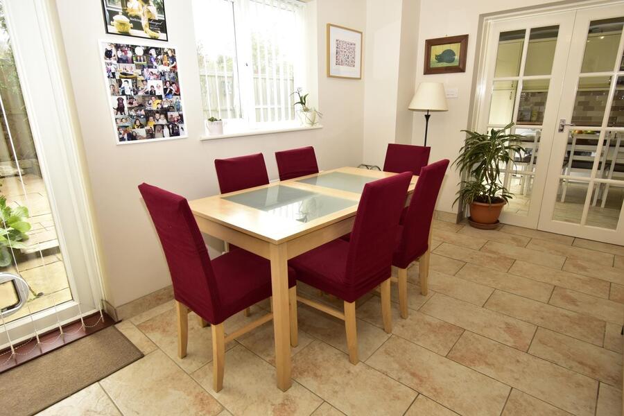 A DINING ROOM 1.JPG