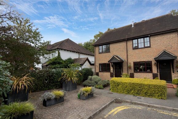 Old Town Close, Buckinghamshire, HP9