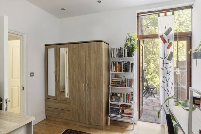 Croxted Road, London, SE21