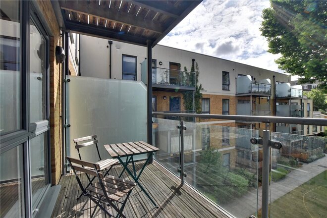 William Court, Greenwich, SE10