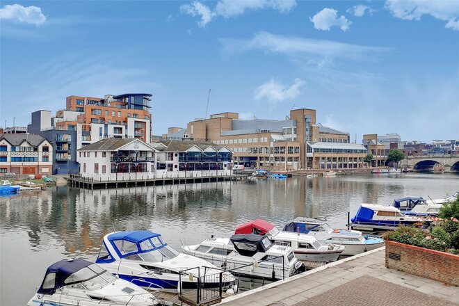 Becketts Place, Kingston upon Thames, KT1