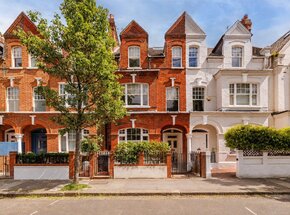 Fulham Park Road, London, SW6