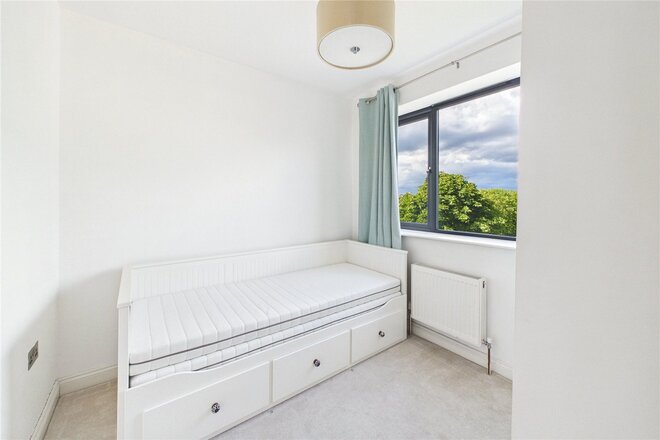 Leigham Court Road, London, SW16