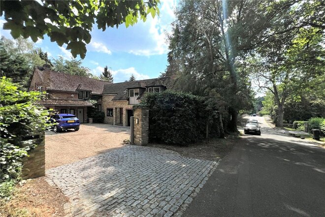 Chiltern Hill, Gerrards Cross, SL9