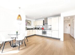Bollo Lane, London, W4