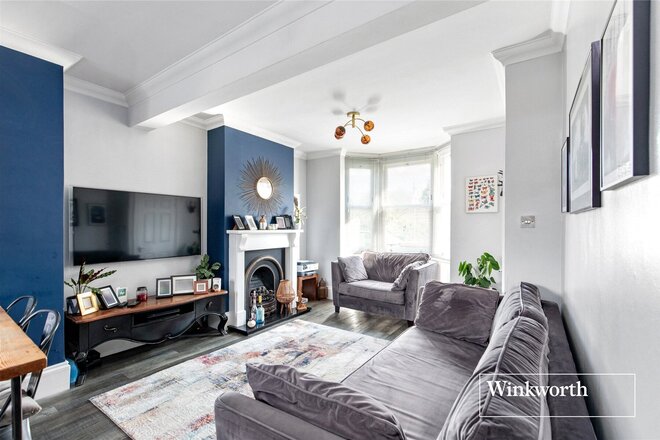 Mays Lane, Barnet, EN5