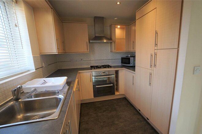 Emerson Square, Bristol, BS7