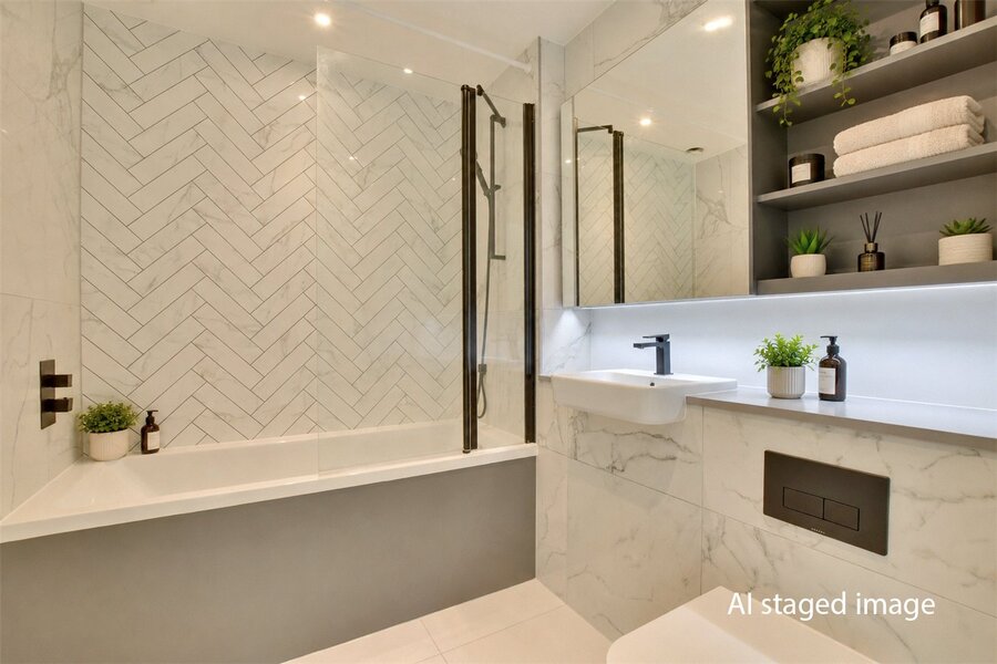 En-Suite Staged