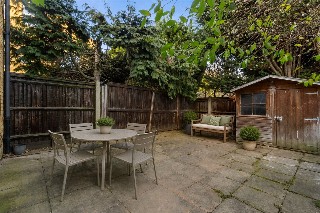 Holm Oak Close, London, SW15