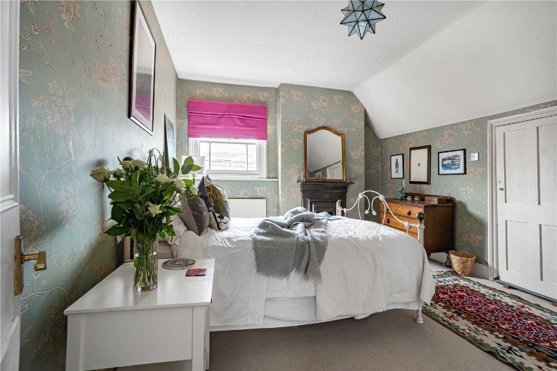 Ferme Park Road, London, N4
