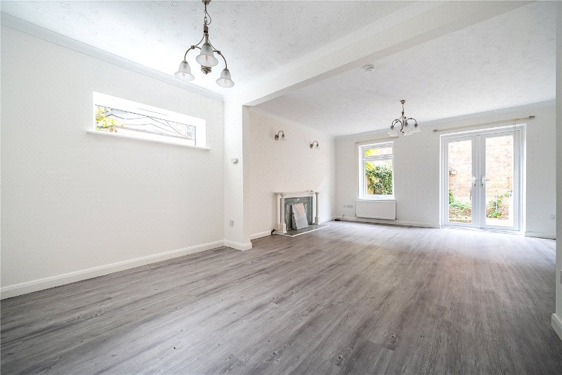 Arundell Place, Farnham, Surrey, GU9