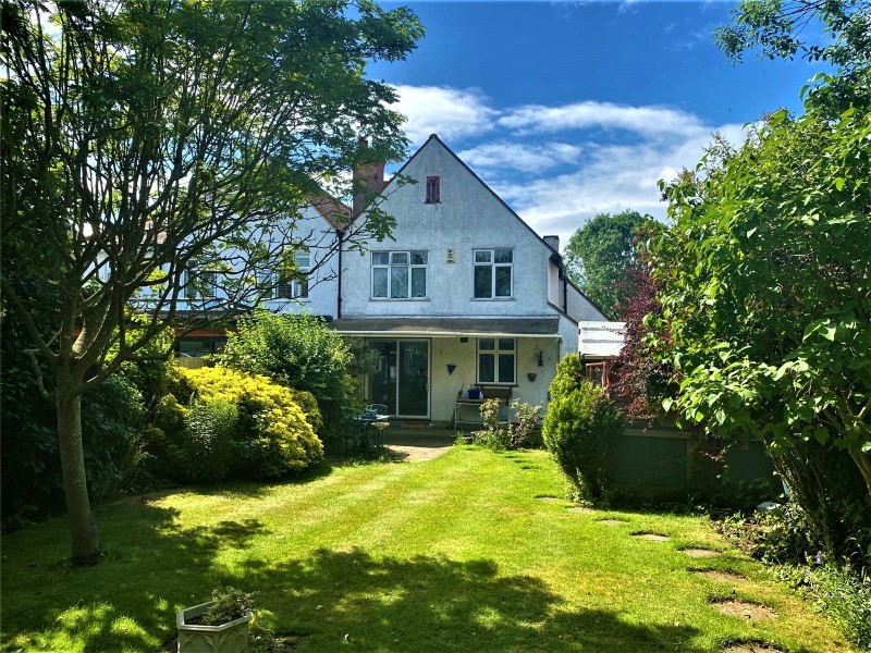 Rushmere Avenue, Abington, Northampton, Northamptonshire, NN1