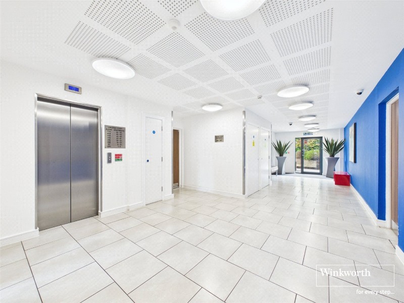 Shearwater Drive, Hendon, London, NW9