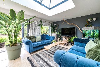 Broomleaf Road, Farnham, Surrey, GU9