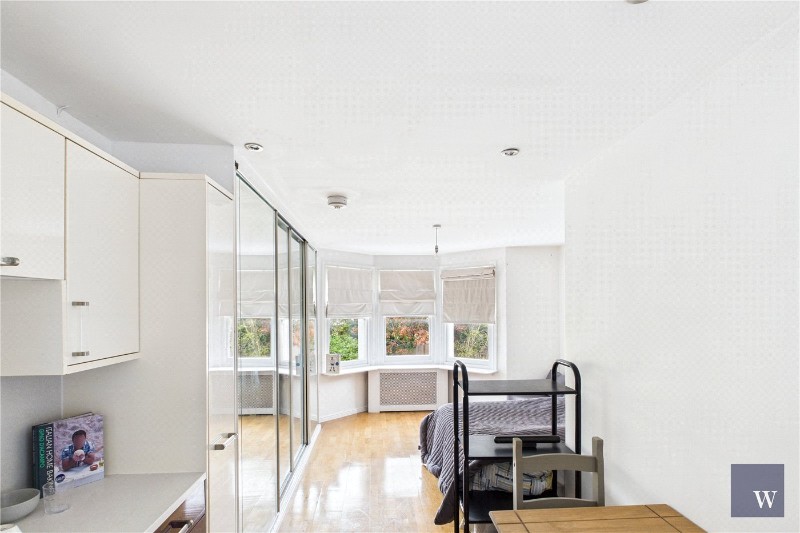 Culverden Road, London, SW12