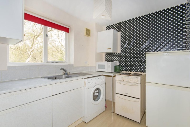 Grinstead Road, London, SE8