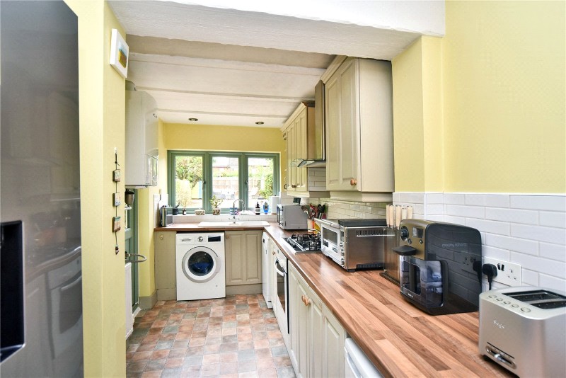 Clifton Avenue, Sutton, SM2