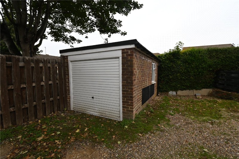 Meadow Road, Basingstoke, Hampshire, RG21